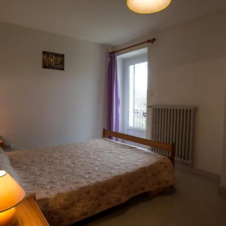 Miremont, 5 Pieces, 6 Personnes - Fr-1-630-18 Holiday home *